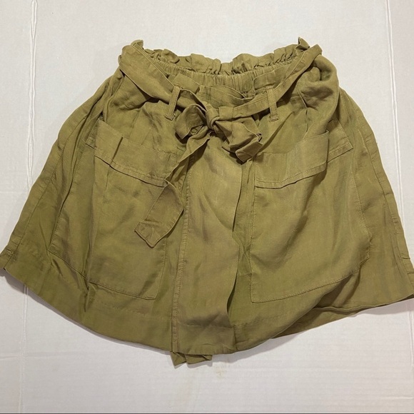 Walter Baker self- belted pocketed mini skort - Picture 3 of 7